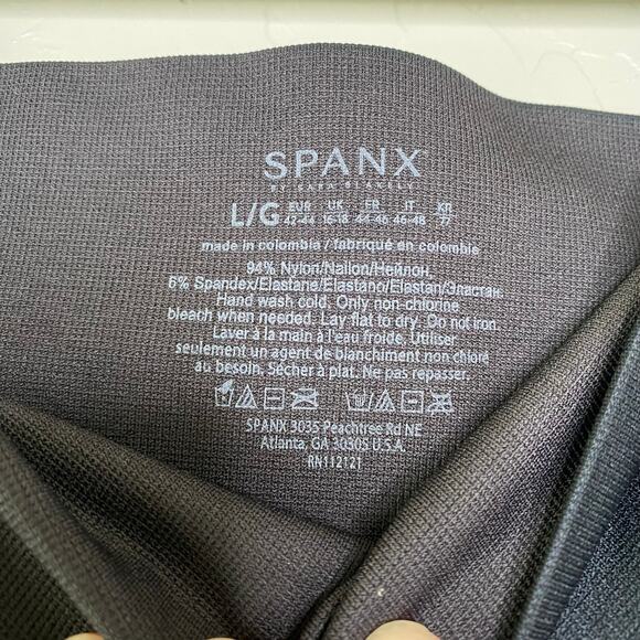 SPANX Black Camo Look At Me Now Seamless Leggings Large - Picture 5 of 9